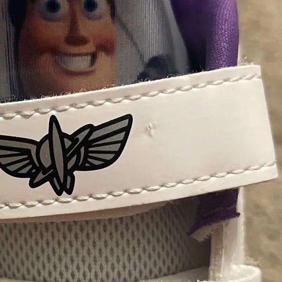 NWT Youth Boy’s Adidas Fortarun Disney Pixar Toy Story Buzz Lightyear Shoes Sz 3