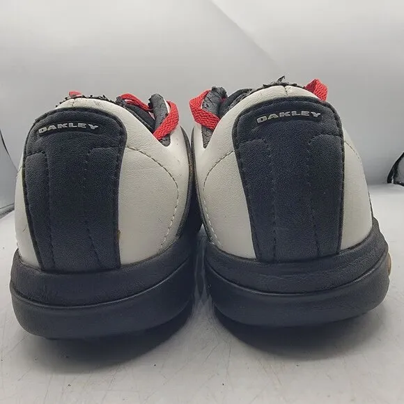 Oakley Mens 9 White Golf Shoes Sneakers Outdoors Summer Sports Outerwear