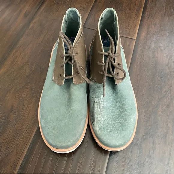 Olukai Kalia Puki mens leather boot 🥾 with stain on a shoe size 10