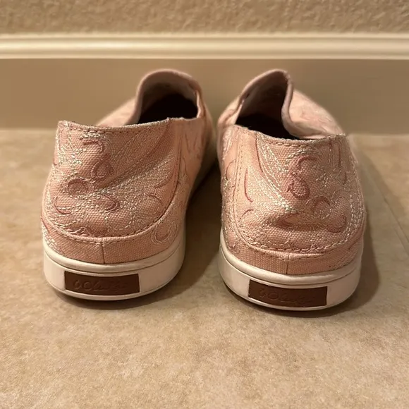 OLUKAI Pink Embroidered Slip Ons