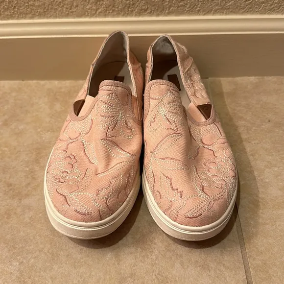 OLUKAI Pink Embroidered Slip Ons