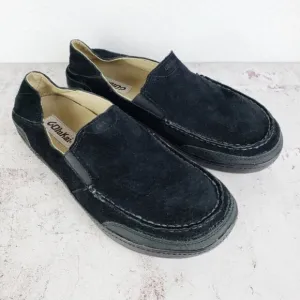 OluKai Puhalu Black Suede Leather Slip On Casual Shoes Men's size 9M EU 42