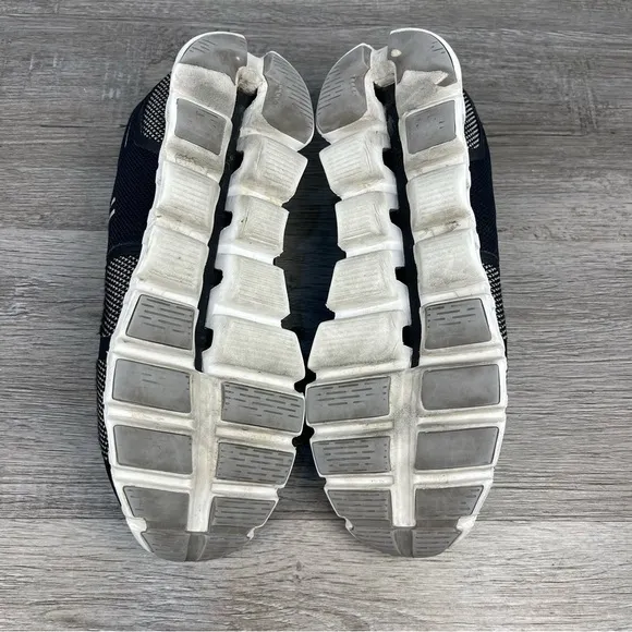 On Cloud 6 Women’s Running Shoes Size 10.5 GUC
