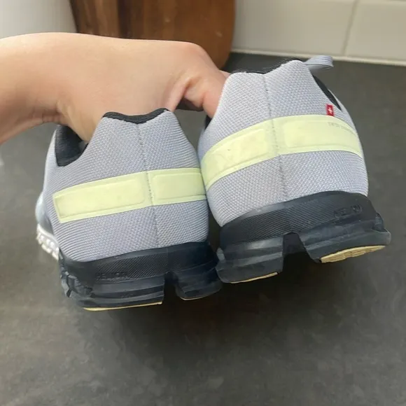 On Cloud Coudtec Men’s Running shoes Size 11 Cloudflow