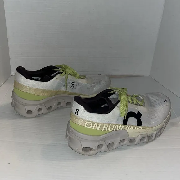 On cloud-on running cloud, monster 2, white &amp; green size 9 men’s tennis shoes.