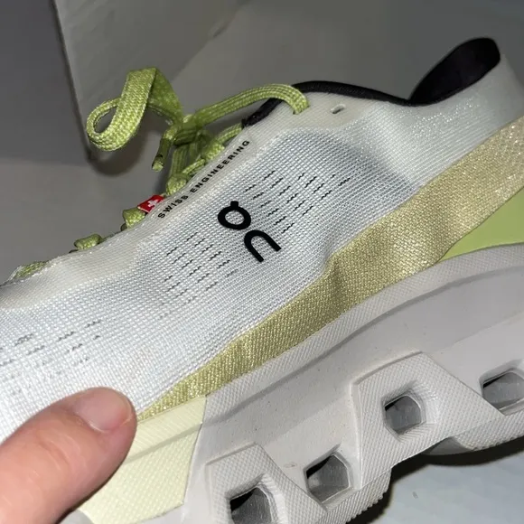 On cloud-on running cloud, monster 2, white &amp; green size 9 men’s tennis shoes.