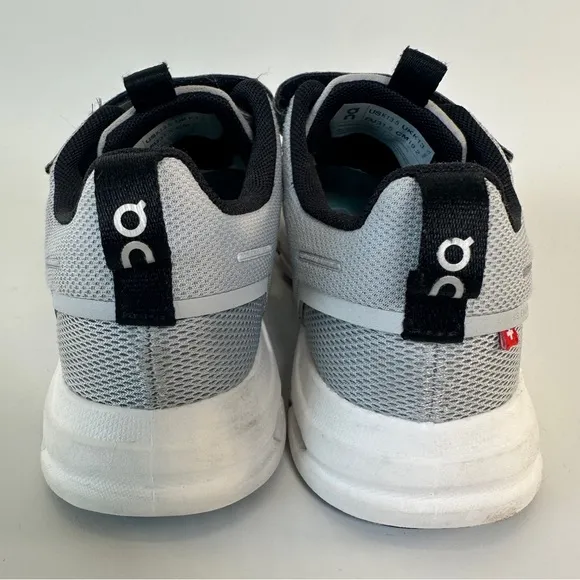 On Cloud Play Kids Lifestyle Shoe Sneaker K13.5 Glacier White Gray Blue No Tie