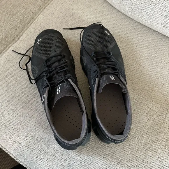 On Cloud X Black / Asphalt Running Shoes Men’s Size 12 40-99706