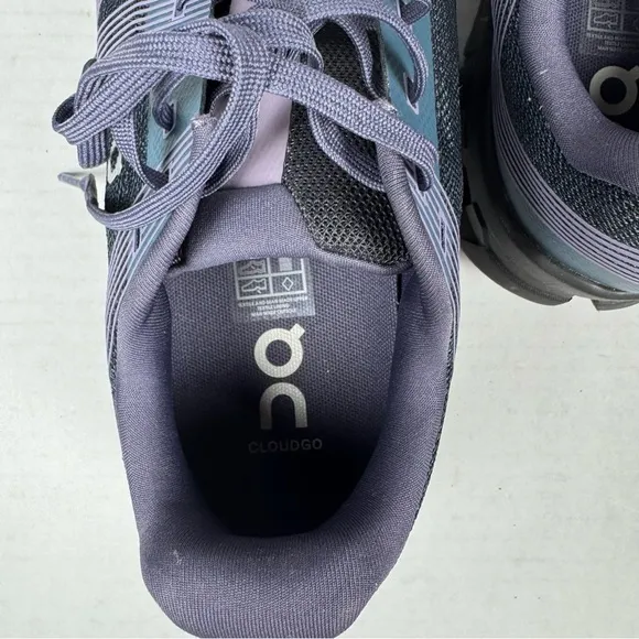 On Cloudgo Running Shoes Storm Magnet W 11 M 9.5 LIKE NEW