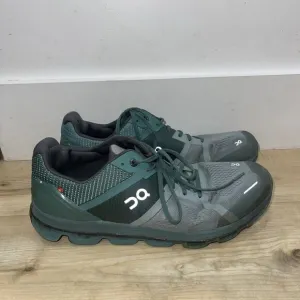 On Men's Cloudace Running Sneaker Shoes Sea/Shadow Size 11.5