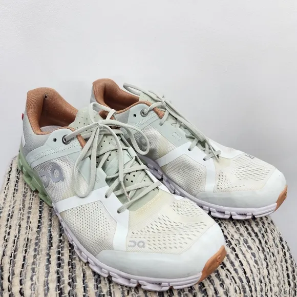 On Running Cloud X Womens Running Shoes White Seafoam Green Size 8.5.
