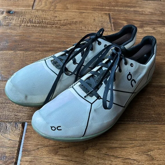 On Running CloudSpike Running Track and Field Racing Shoes White Black Size 12