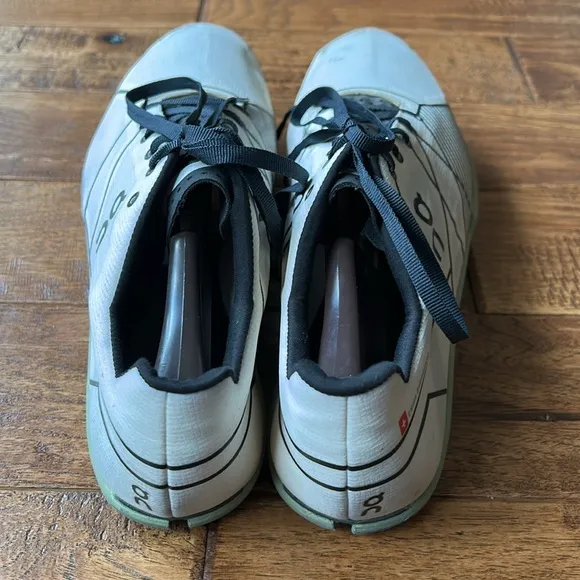 On Running CloudSpike Running Track and Field Racing Shoes White Black Size 12
