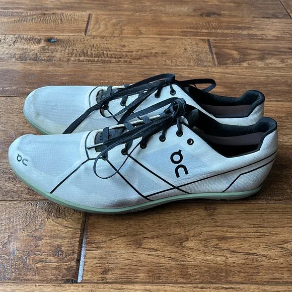 On Running CloudSpike Running Track and Field Racing Shoes White Black Size 12