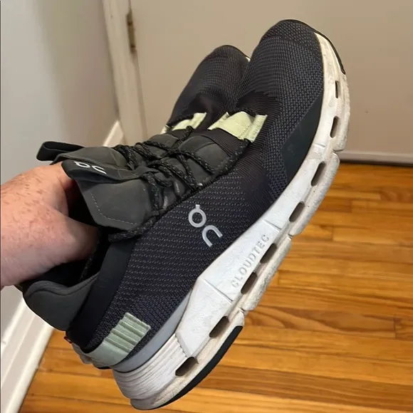 On Running Women’s Cloudnova Sneaker