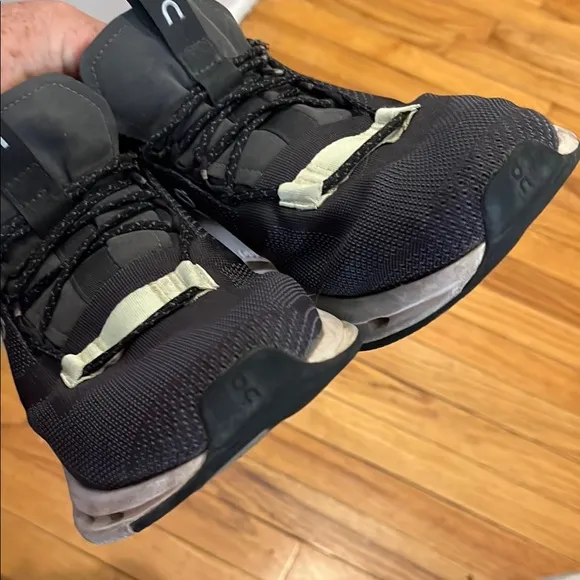 On Running Women’s Cloudnova Sneaker