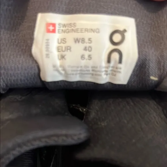 On Running Women’s Cloudnova Sneaker