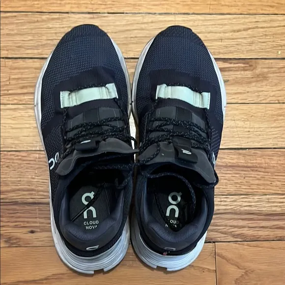 On Running Women’s Cloudnova Sneaker