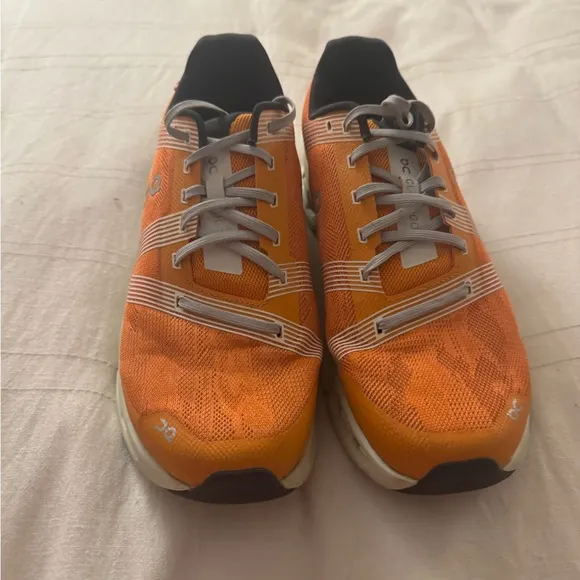 On Running/Cloud shoes!