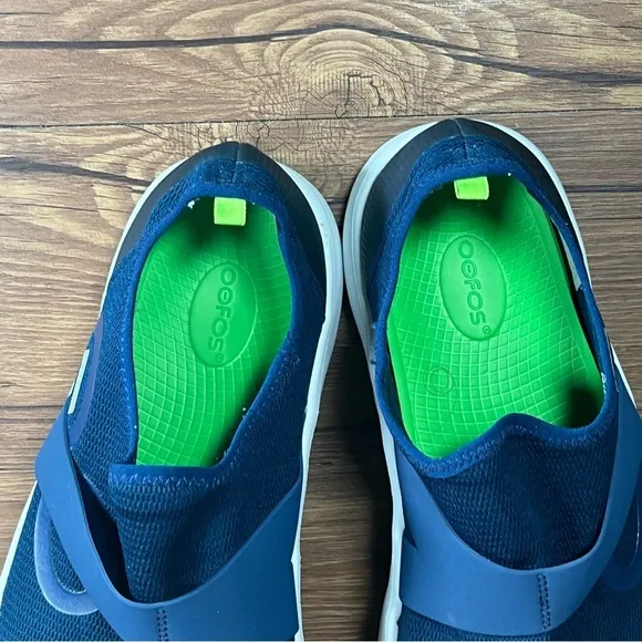 OOFOS OOMG Eezee Low Blue Orthotic Slip-On Sneakers Men’s Size 14 Shoes