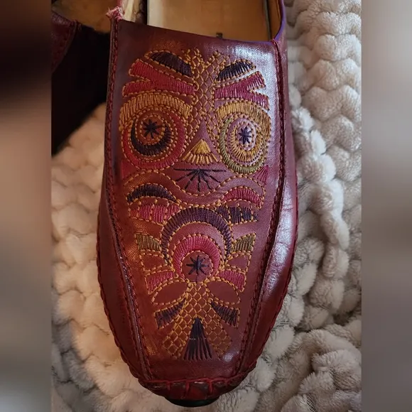 PIKOLINOS SLIP-ON SHOES - Leather, made in Spain, burgundy/multi, size 8.5