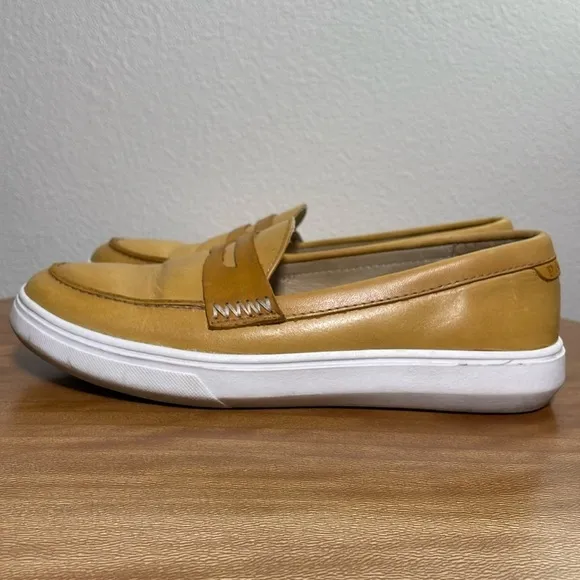 Portland LeatherGoods PATINA Boardwalk Penny Loafers Shoes Leather Sunflower 6.5