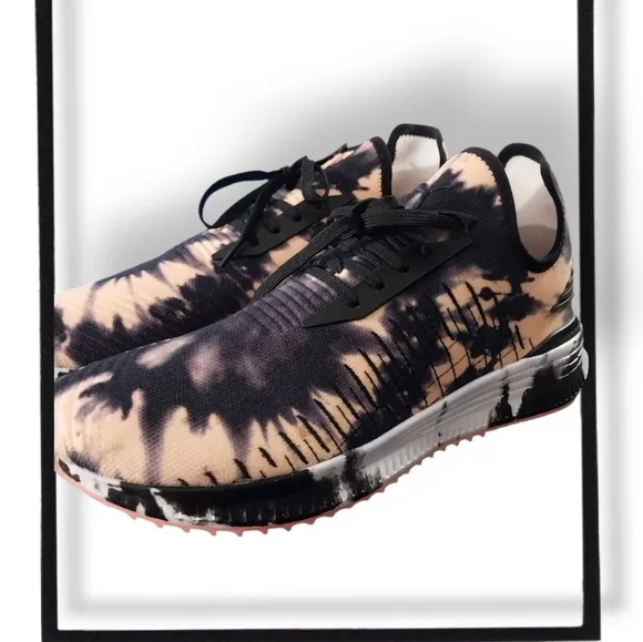 Puma Avid Evoking City Punch Sneakers