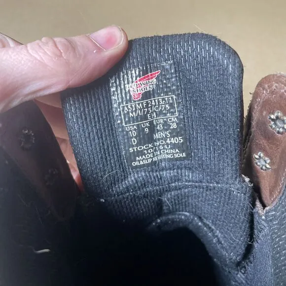 Red Wing Boots ASTM F 2413-11 Steel Toe Vibram Sole. Brown Size 10D