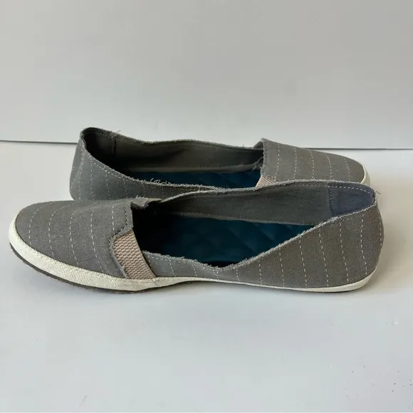 Reef Summer Slip On Gray Striped Shoes 8.5