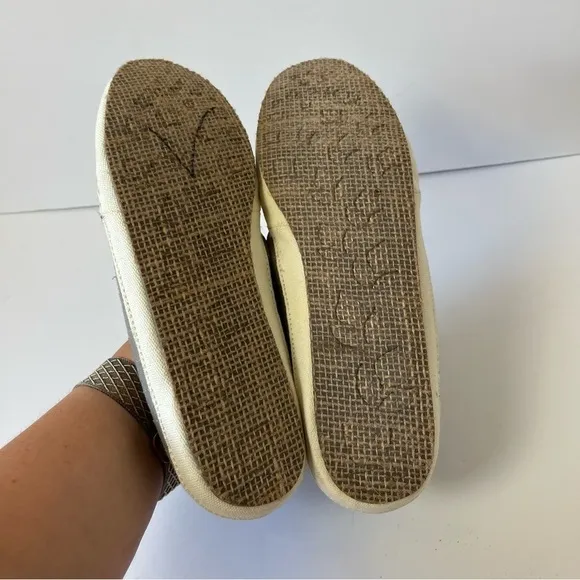 Reef Summer Slip On Gray Striped Shoes 8.5
