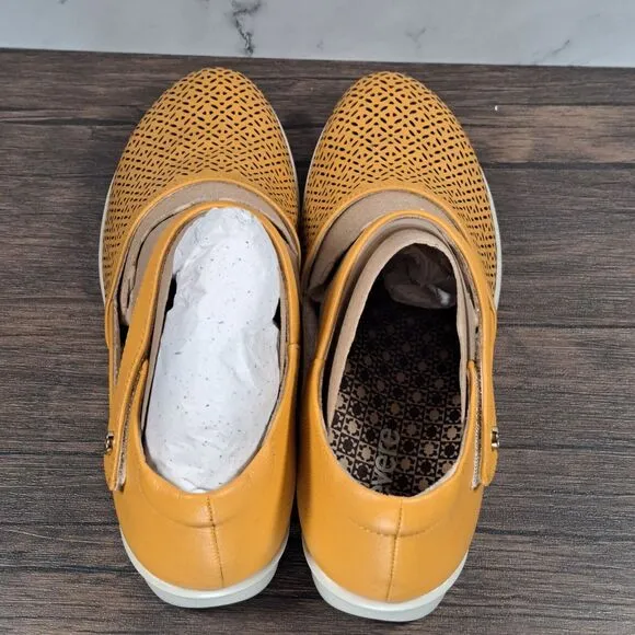 Revere Osaka Mustard French Laser Leather Mary Jane Womens Size 6 M Shoes (NIB)
