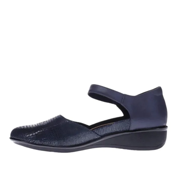 Revere Osaka Navy Lizard Mary Jane Shoes, Womens Size 11M $160