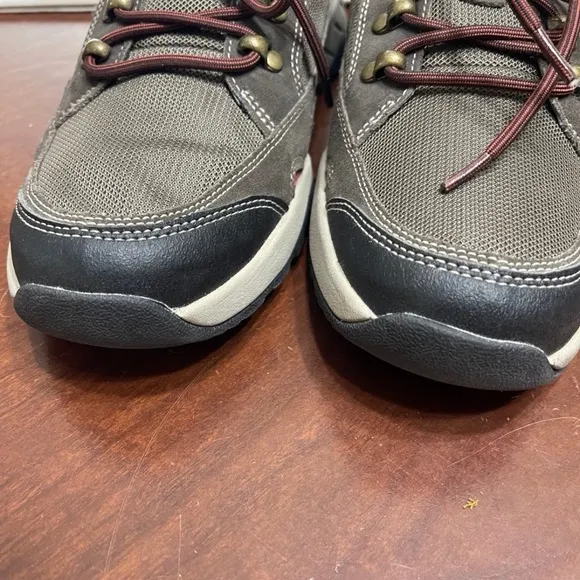 ROCKPORT XCS Spruce Peak Water Resistant Low Top Hiking Shoes 9.5 wide