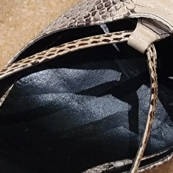 ROGER VIVIER Beige Python Strap Shoes Size 8.5