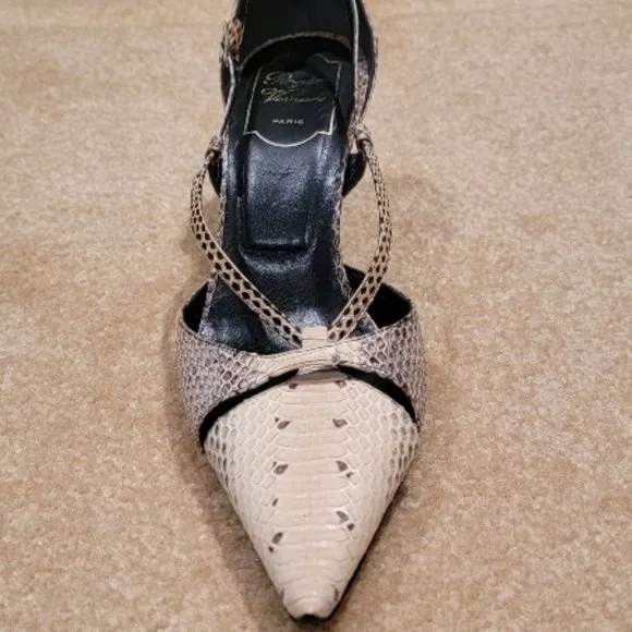 ROGER VIVIER Beige Python Strap Shoes Size 8.5