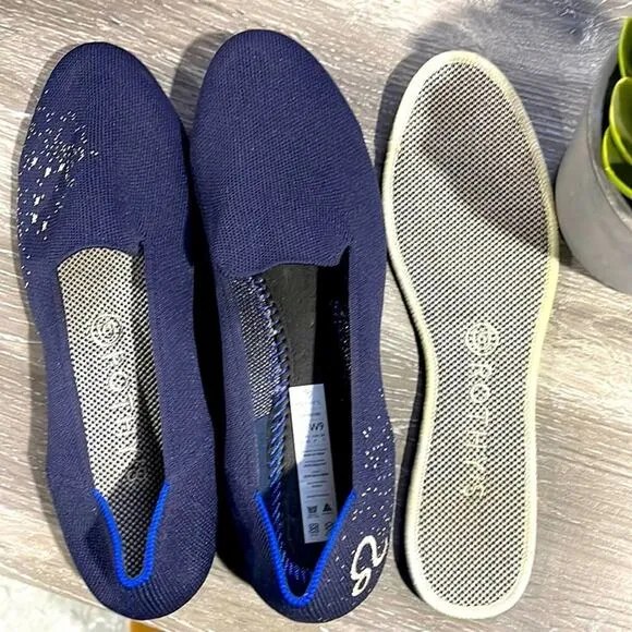 Rothys limited edition zodiacs size 8 woman’s flat loafer…