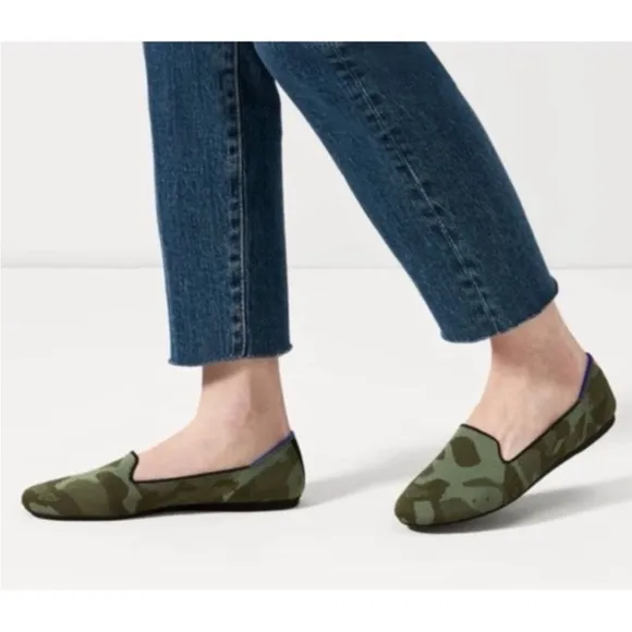 Rothy’s The Flat Olive Green Camo Round Toe Loafers Shoes Women’s Size 8.5 US