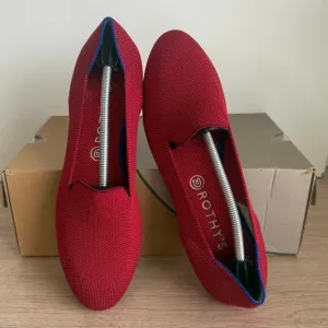 Rothy’s The Loafer Deep Red Rounded Toe Women Slip On Shoes - Size 11