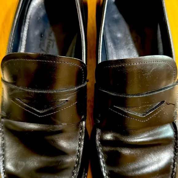 Salvatore Ferragamo black loafers (US Size 8D) gorgeous looking shoes
