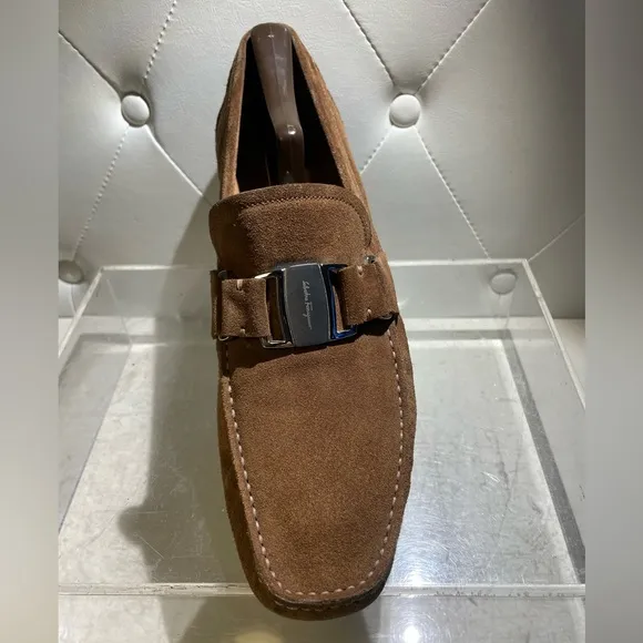 Salvatore Ferragamo Men's Brown Suede Loafer sz 9 made in italy good condition