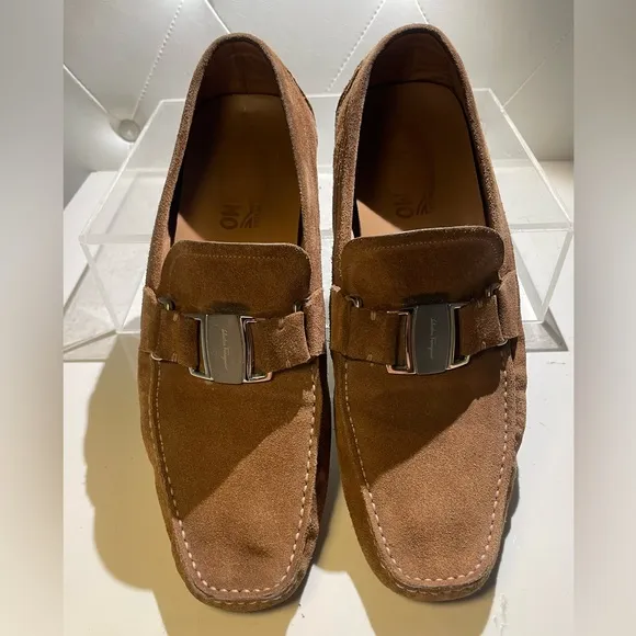 Salvatore Ferragamo Men's Brown Suede Loafer sz 9 made in italy good condition