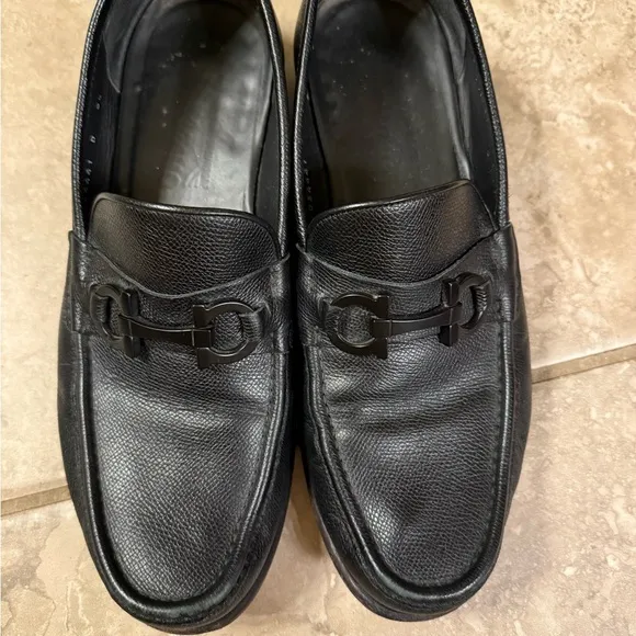 Salvatore Ferragamo Moccasin With Gancini Ornament Black 9.5 Men