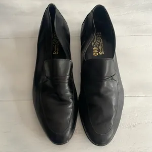 Salvatore Ferragamo  shoes men’s 10 black leather and win Italy vintage