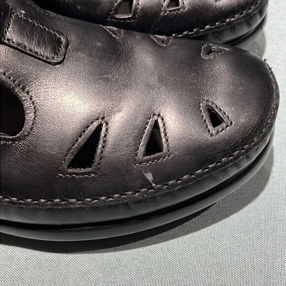 SAS Roamer womens black leather velcro strap loafers size 9.5W B18B