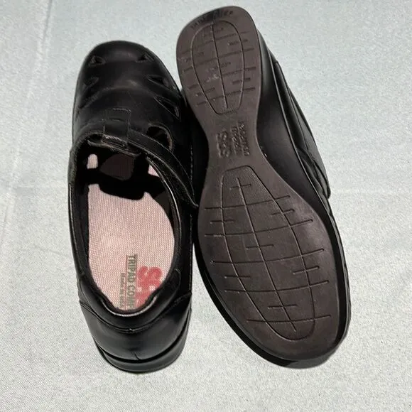 SAS Roamer womens black leather velcro strap loafers size 9.5W B18B