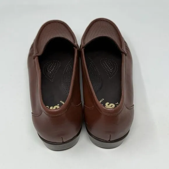 SAS Savvy Loafers Womens 7 Wide Brown Leather Casual Office Slip On Shoes