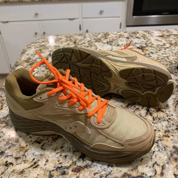 Saucony Starcow Pro Grid Omni 9 Armour men size 9.5