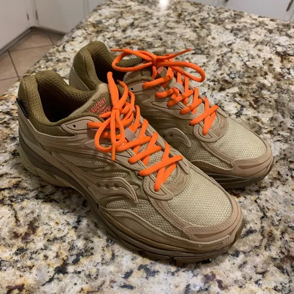 Saucony Starcow Pro Grid Omni 9 Armour men size 9.5
