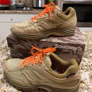Saucony Starcow Pro Grid Omni 9 Armour men size 9.5
