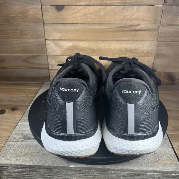 Saucony Triumph 19 Mens Sz 12 Black White Running Walking Comfort Shoes Sneakers